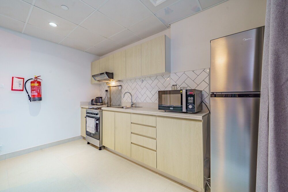 Дубай: Guests and Cohost - Contemporary Apartment With Wide City Views