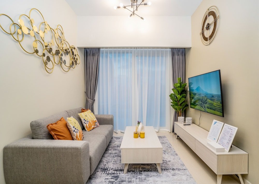 Дубай: Tanin - Fabulous Apt With Burj Khalifa View From Balcony