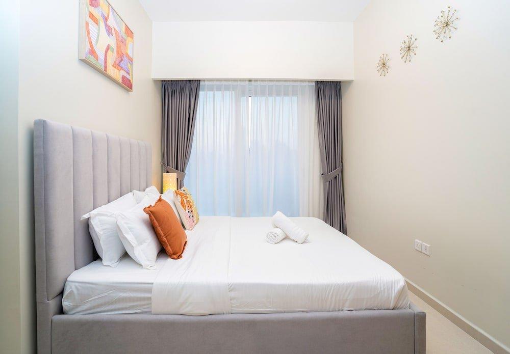 Дубай: Tanin - Fabulous Apt With Burj Khalifa View From Balcony