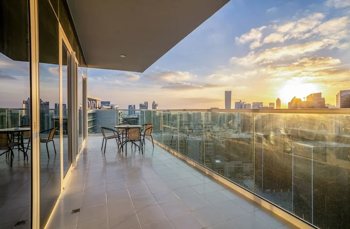 Дубай: Tanin - Fabulous Apt With Burj Khalifa View From Balcony