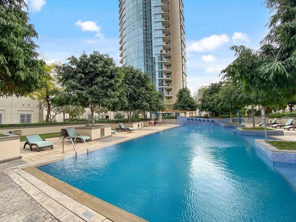 Дубай: WelHome - Luxurious apartment with Burj Khalifa views