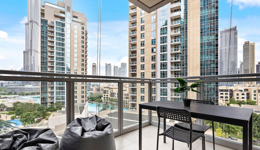 Дубай: WelHome - Luxurious apartment with Burj Khalifa views