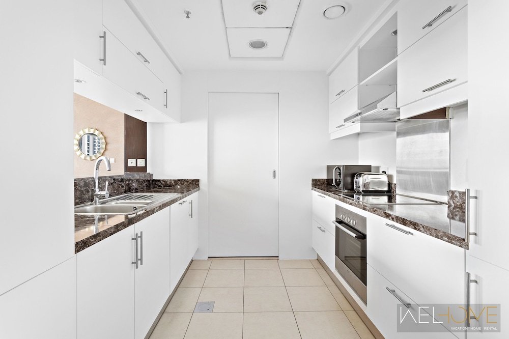 Дубай: WelHome - Luxurious apartment with Burj Khalifa views