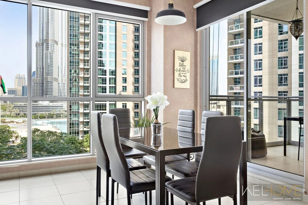Дубай: WelHome - Luxurious apartment with Burj Khalifa views