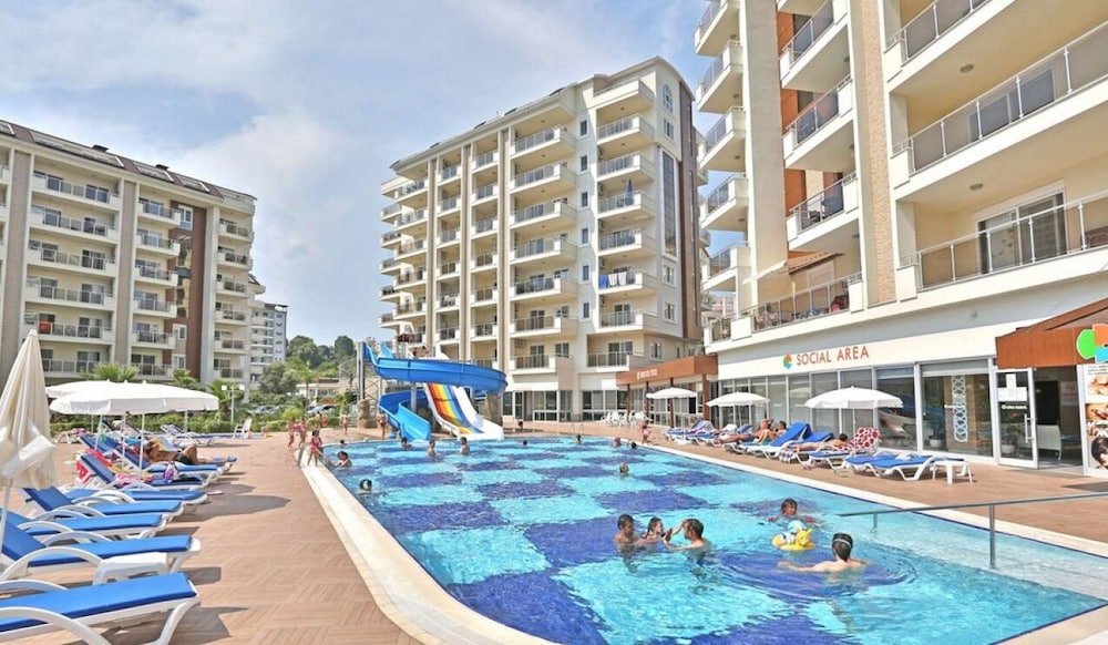 Marvelous Resort With Shared Pool in Alanya — фото 3