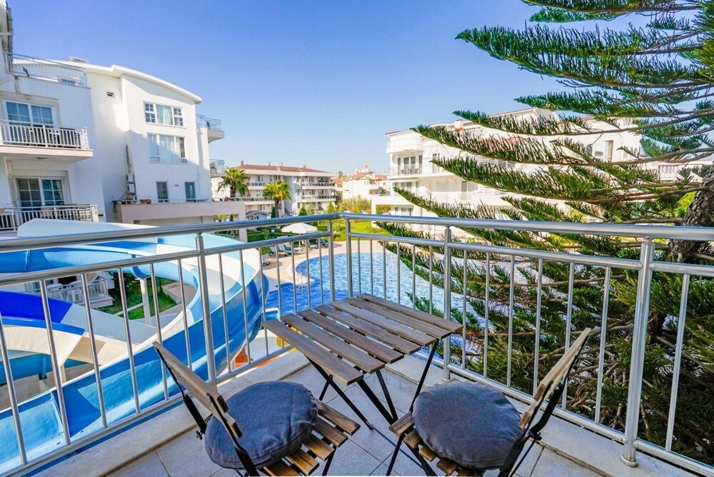 Белек: Comfy Flat with Shared Pool in Belek