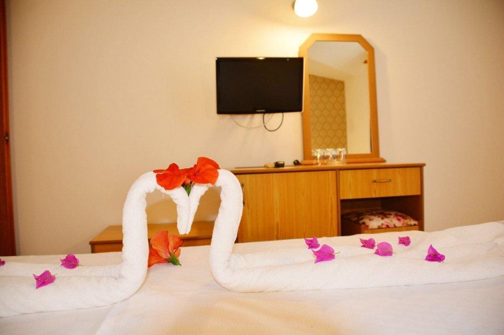 Кемер: Viking Moral Beach Hotel