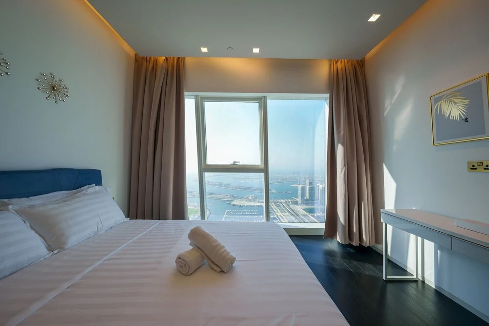 Дубай: Tanin - Stunning Fendi Apt for 8 Facing Palm Jumeirah