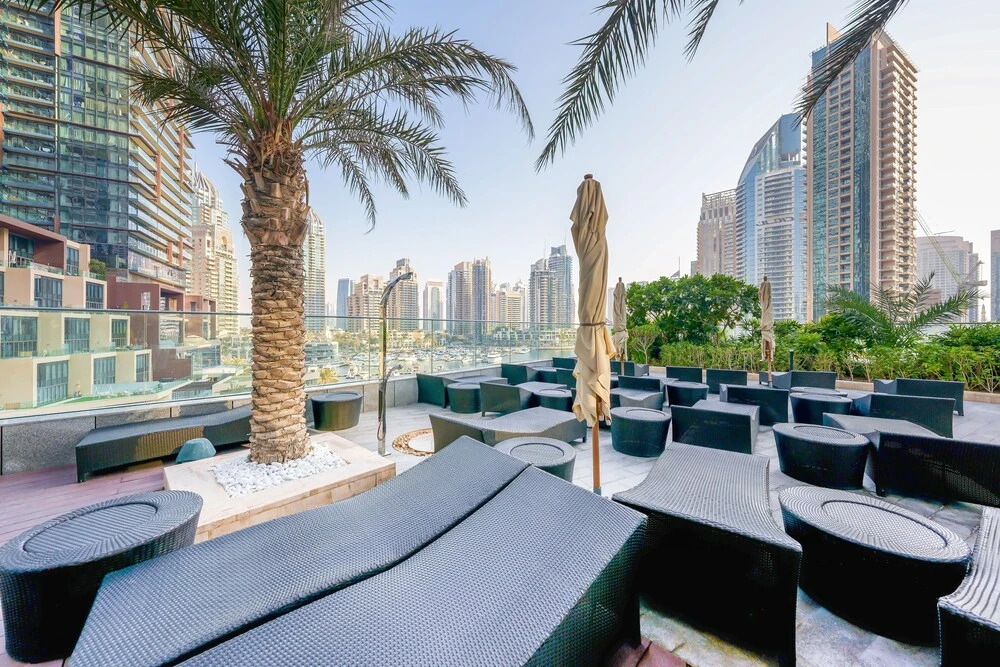 Дубай: Tanin - Stunning Fendi Apt for 8 Facing Palm Jumeirah
