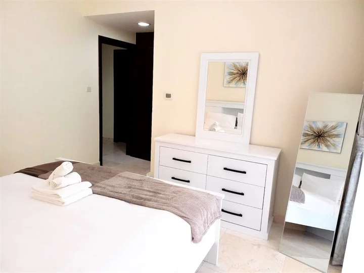 Дубай: Supreme 2bedroom With Balcony in Business Bay