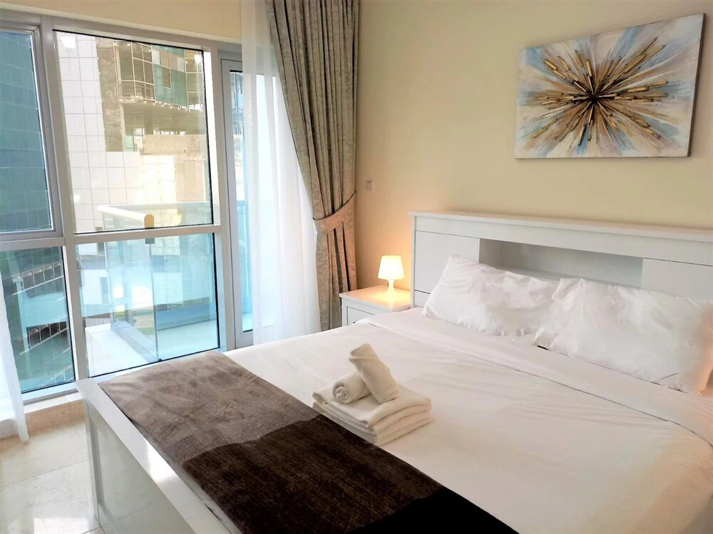 Дубай: Supreme 2bedroom With Balcony in Business Bay