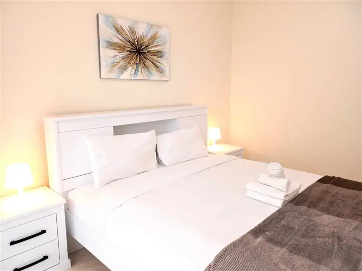 Дубай: Supreme 2bedroom With Balcony in Business Bay