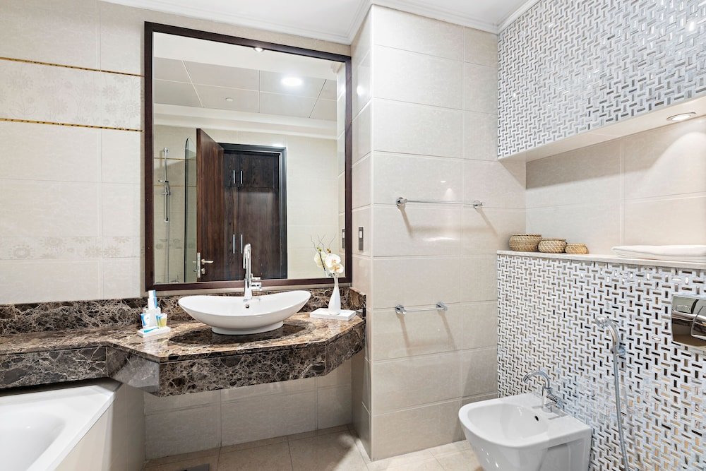 Дубай: WelHome - Deluxe Apartment With Panoramic Sea Views