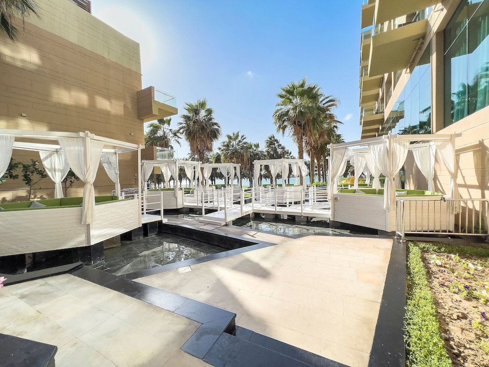 Дубай: WelHome - Deluxe Apartment With Panoramic Sea Views
