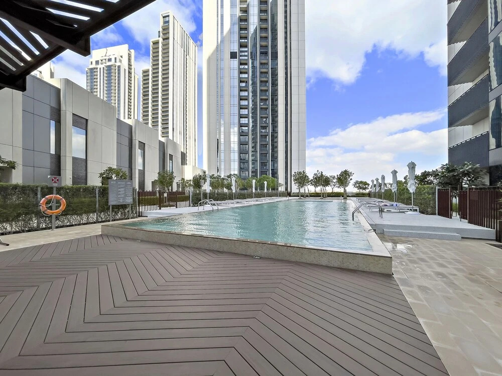 Дубай: WelHome - Stylish Condo With Cityscape View in Creek Harbour