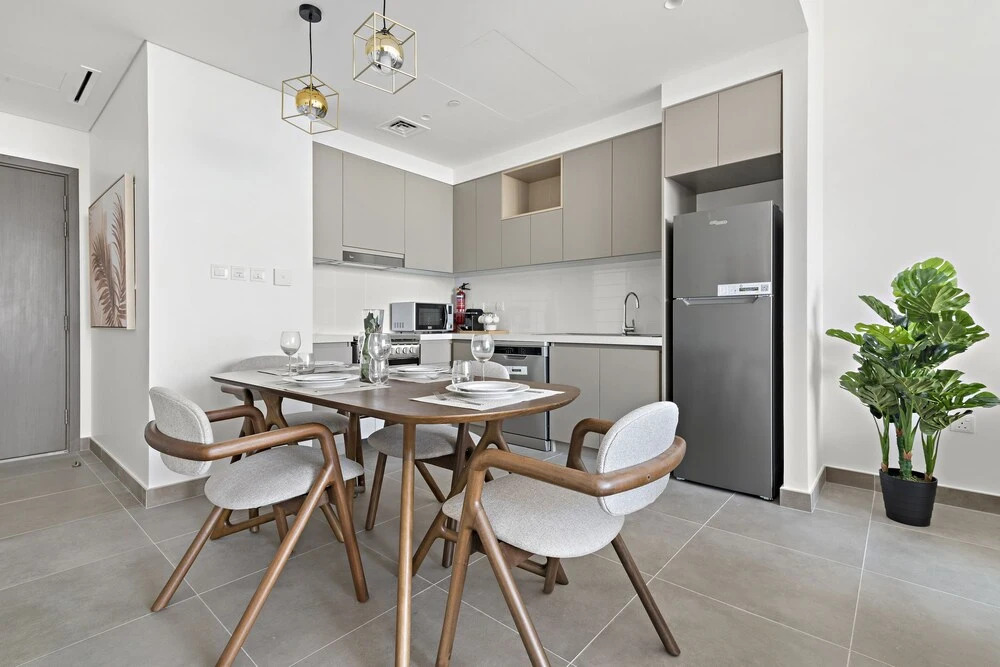 Дубай: WelHome - Stylish Condo With Cityscape View in Creek Harbour