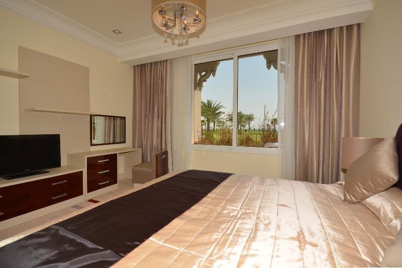 Дубай: Luton Vacation Homes - Grandeur Residences, Palm Jumeirah