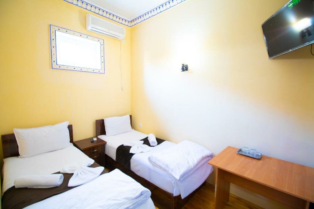 Бухара: Hotel Zaringiz