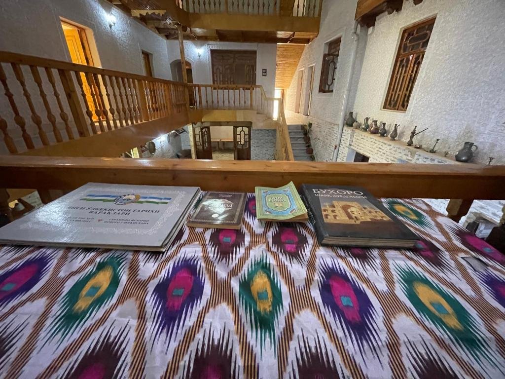 Бухара: Hotel Zaringiz