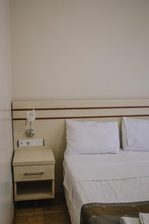Сайл: Ayisigi Hotel