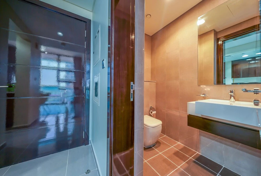Дубай: Tanin - Unique Modern Apt with Stunning Canal View