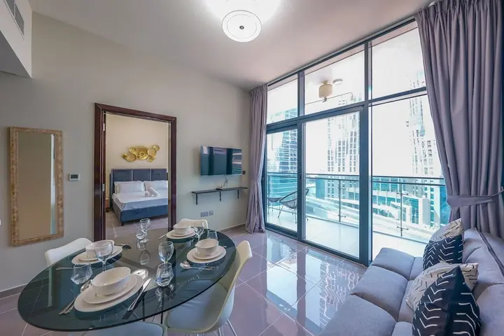 Дубай: Tanin - Unique Modern Apt with Stunning Canal View