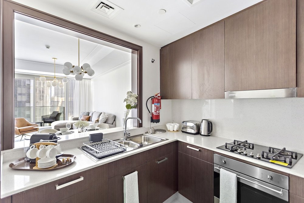 Дубай: WelHome - Luxury Apartment Facing Burj Khalifa With Terrace