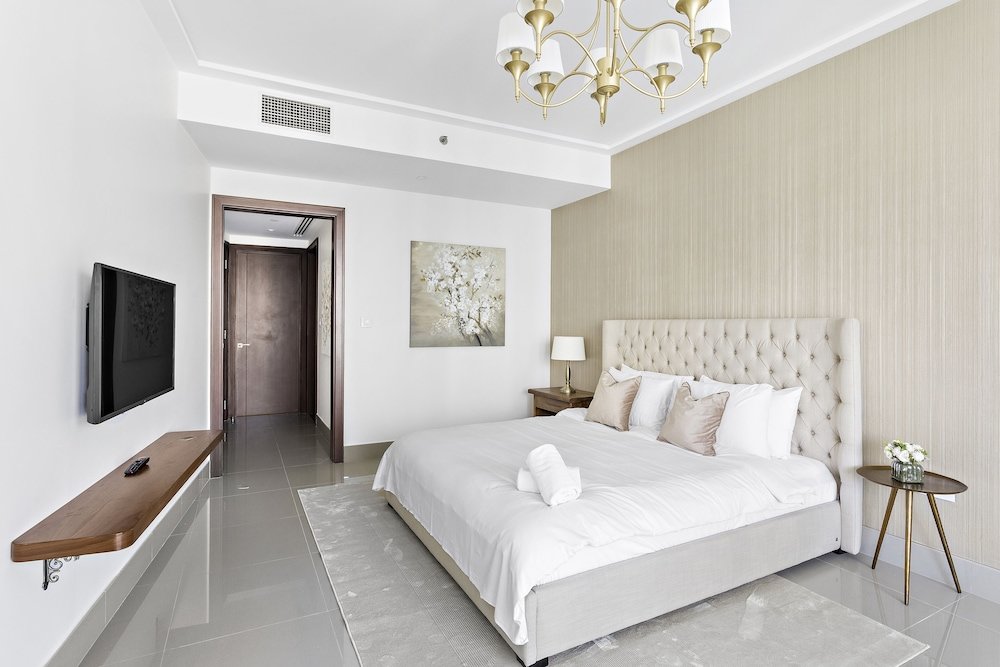 Дубай: WelHome - Luxury Apartment Facing Burj Khalifa With Terrace