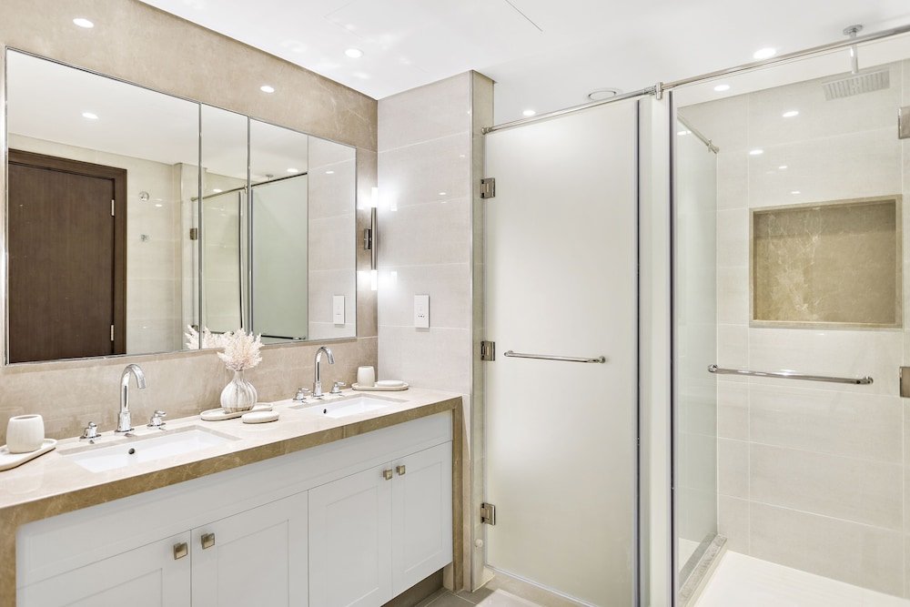 Дубай: WelHome - Luxury Apartment Facing Burj Khalifa With Terrace