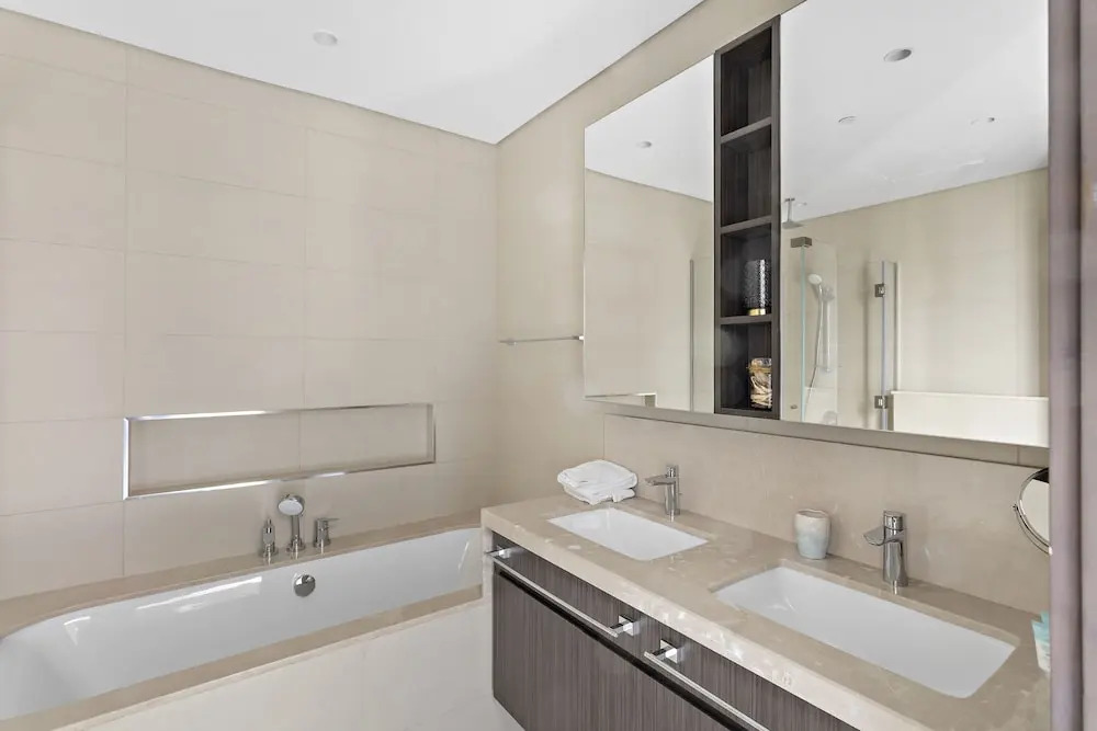 Дубай: WelHome - Bright Apt in Downtown with Spectacular Views