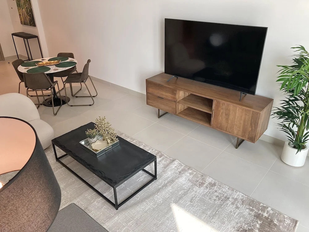 Дубай: SuperHost - Stylish Apartment Facing Creek Harbour