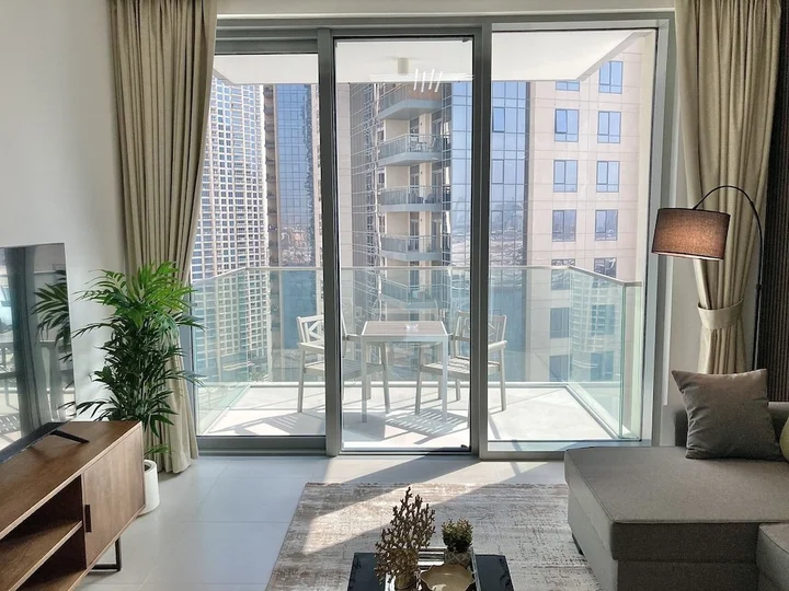 Дубай: SuperHost - Stylish Apartment Facing Creek Harbour