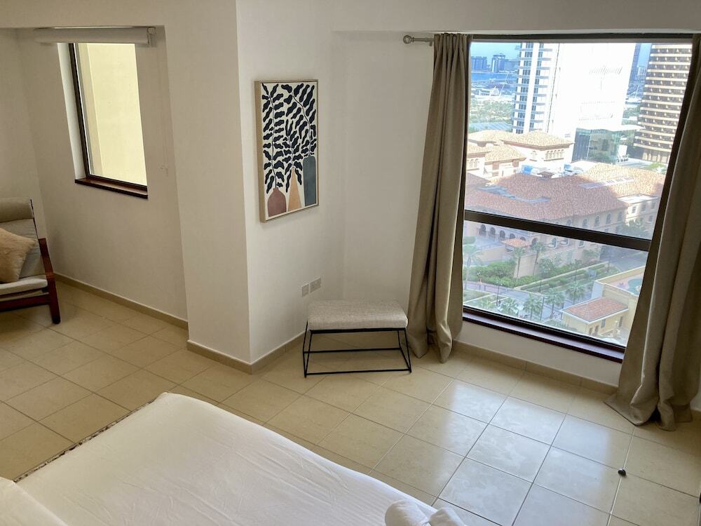 Дубай: Whitesage - Elegant Interior With Incredible Sea and City View