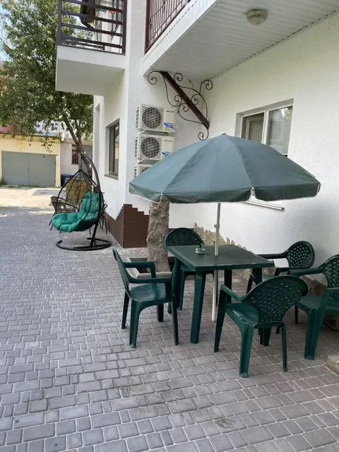 Евпатория: Меблированные комнаты Райская Лагуна