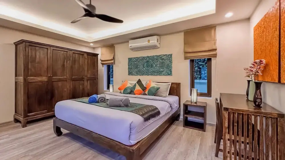 Муанг: Garden bungalows 4br with private pool