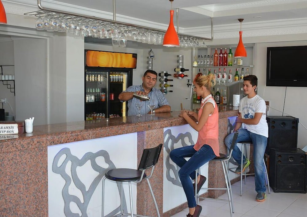 Айвалык: Amphora Hotel
