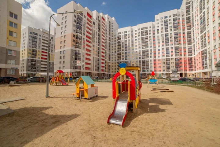 Екатеринбург: Апартаменты Краснолесья 163