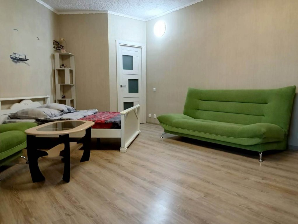 Квартира большая у ТЦ Крейсер, 33 квартиры — фото 2