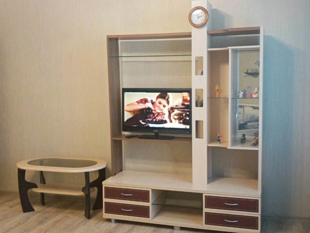 Владимир: Квартира большая у ТЦ Крейсер, 33 квартиры