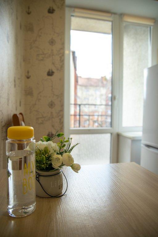 carousel image 4