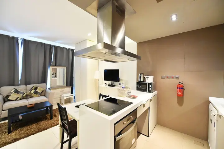 Yrw - Spacious studio in Dubai Marina — фото 1
