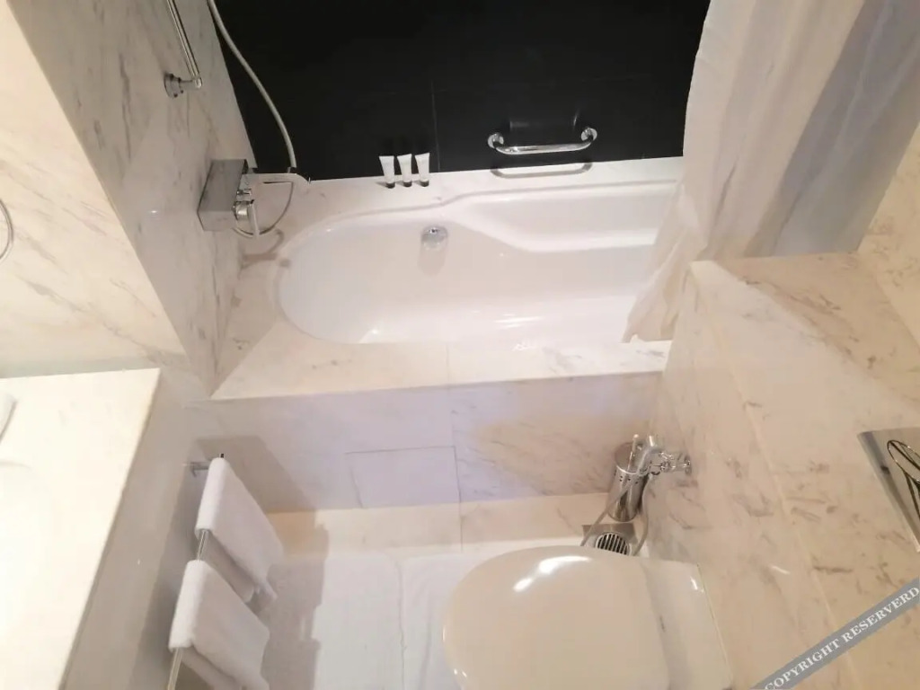 Дубай: SuperHost - Address Dubai Mall - Gorgeous One Bedroom