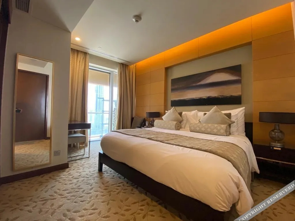 Дубай: SuperHost - Address Dubai Mall - Gorgeous One Bedroom