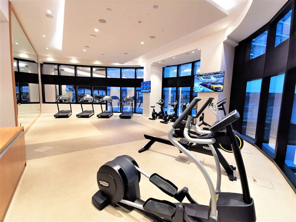 Дубай: Stunning Apartment at The Address Jumeirah Beach