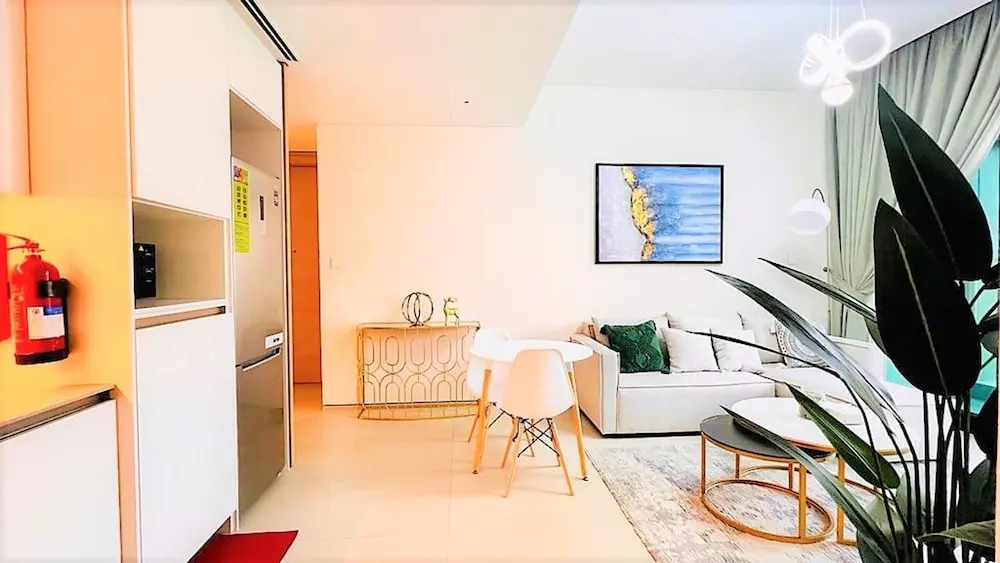 Дубай: Stunning Apartment at The Address Jumeirah Beach