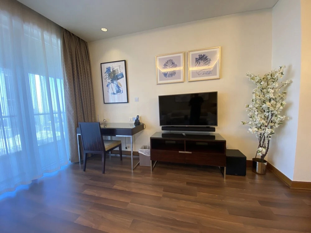 Дубай: SuperHost - Glamorous Apt with Terrace Overlooking Skyline I Address Dubai Mall