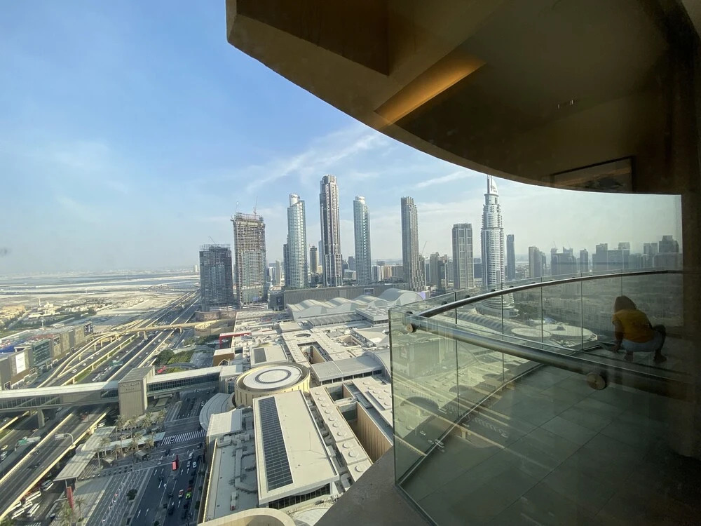 Дубай: SuperHost - Glamorous Apt with Terrace Overlooking Skyline I Address Dubai Mall
