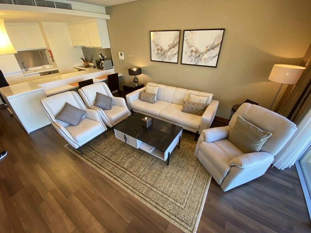 Дубай: SuperHost - Glamorous Apt with Terrace Overlooking Skyline I Address Dubai Mall