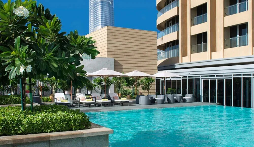 Дубай: SuperHost - Glamorous Apt with Terrace Overlooking Skyline I Address Dubai Mall