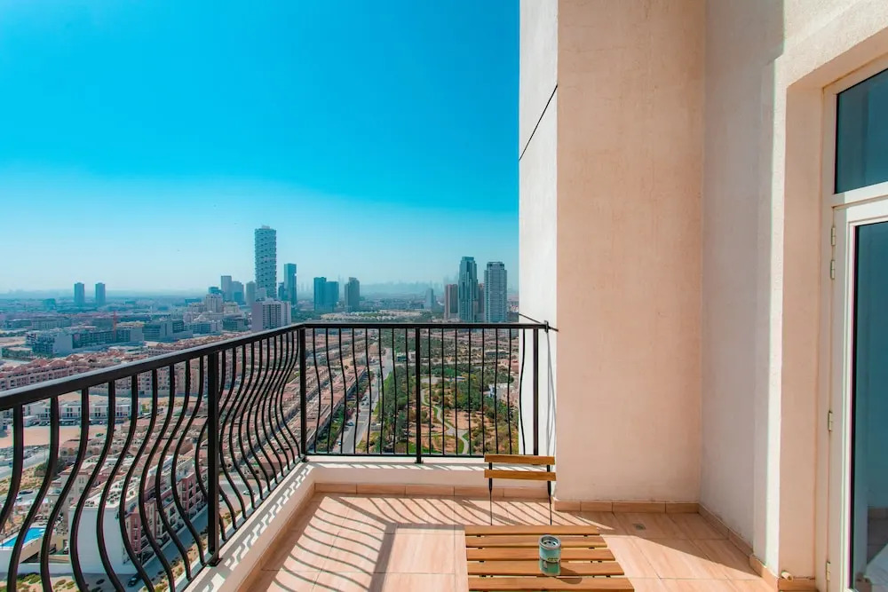 Дубай: Top-notch apt with bird’s eye city views